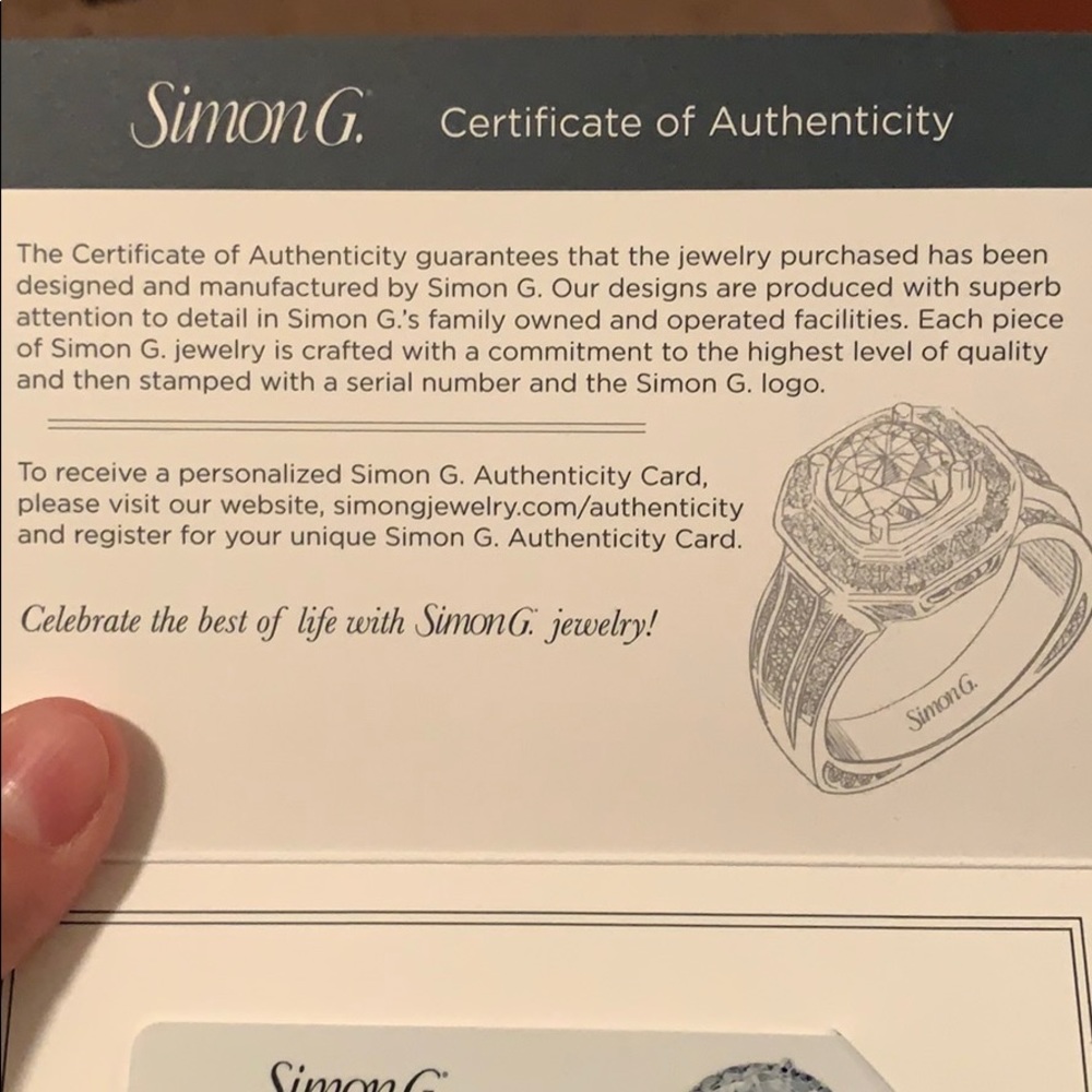 18kw Simon G Engagement Ring View 5